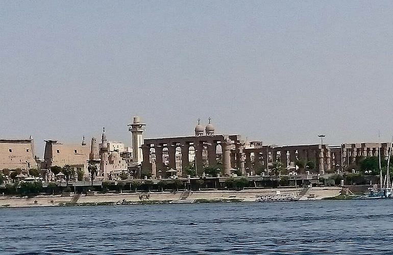 Ausflug von Marsa Alam nach Luxor mit dem Privatwagen 