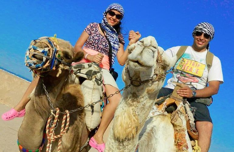Buggy Tour in Marsa Alam am Morgen mit Kamelreiten