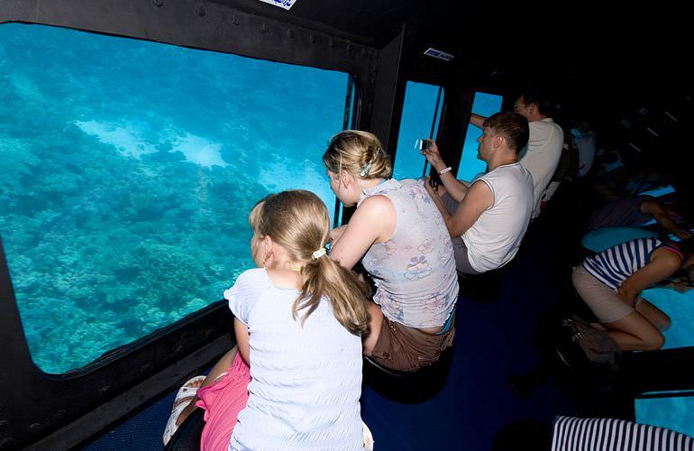 Glasbodenboot Tour ab Marsa Alam - Semi U-Boot Ausflug