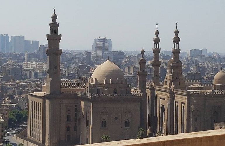 Tagesausflug von Marsa Alam zu den Pyramiden in Kairo