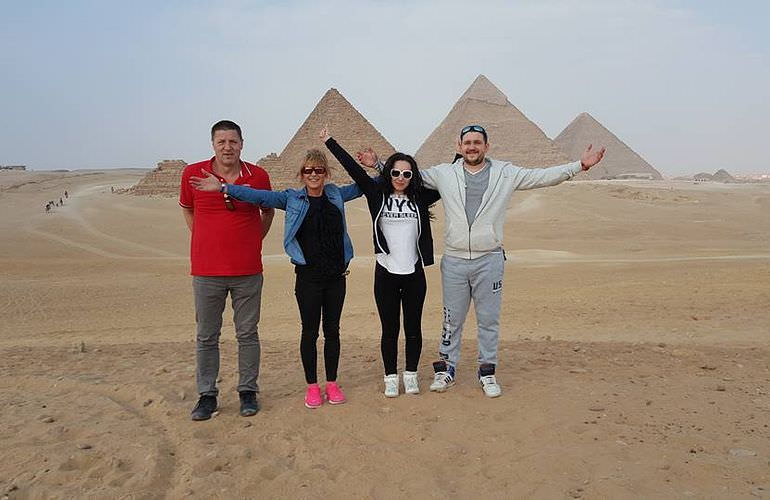 Tagesausflug von Marsa Alam zu den Pyramiden in Kairo