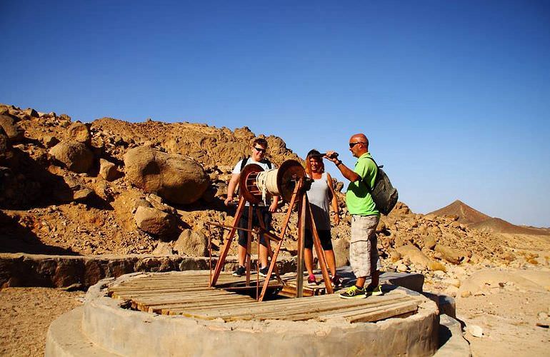 Kombi-Wüstentour in Marsa Alam: Quad, Jeep und Kamelreiten