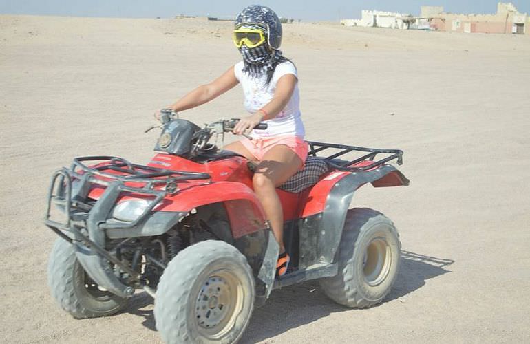 Kombi-Wüstentour in Marsa Alam: Quad, Jeep und Kamelreiten