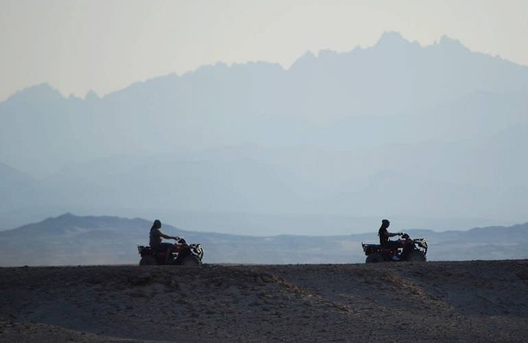 Quad Tour am Nachmittag durch die Wüste von Marsa Alam