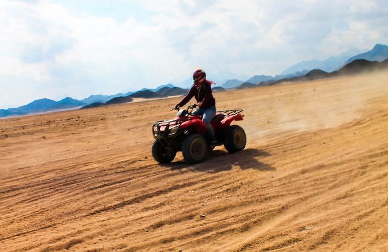 Quad Tour am Nachmittag durch die Wüste von Marsa Alam